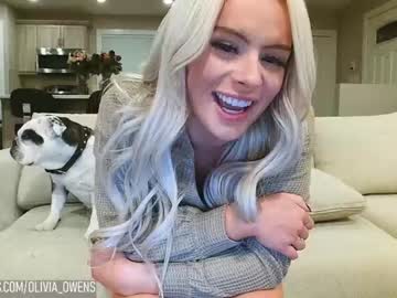 webcam girl oliviaowens image #3608673