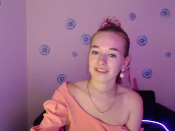 webcam girl little_bee454 image #2344992