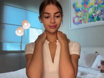 webcam girl cuteelsa_ image #6223641