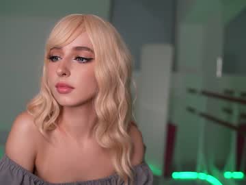 webcam girl silent_chill image #5566160