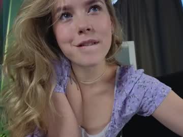 webcam girl milly_shy image #7580996