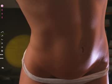webcam girl lucie_beltran image #9115913