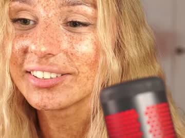 webcam girl artease image #5421712
