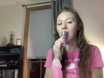 webcam girl paisleysnowxo image #8908667