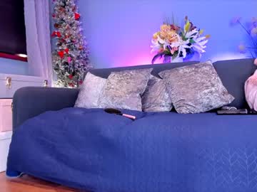 webcam girl littlee33 image #6020220