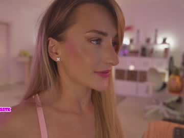 webcam girl hannahjames710 image #4660212
