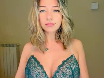 webcam girl lenamuti image #9143383