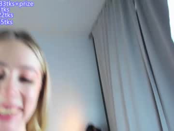 webcam couple kitty_d0lls image #5585937