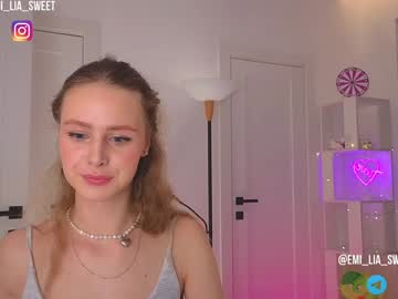 webcam girl emi_lia_sweet image #7829523