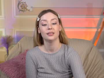 webcam girl ella_knockers_xl image #7286043