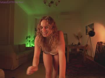webcam girl thelawofattraction image #405609