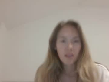 webcam girl ivyyy1995 image #9266509
