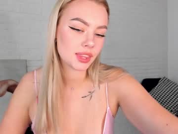 webcam girl 8a8y_nura image #867026