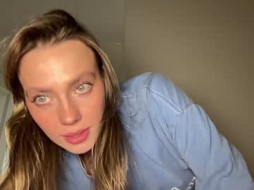 webcam girl angel_from_sky image #9215039