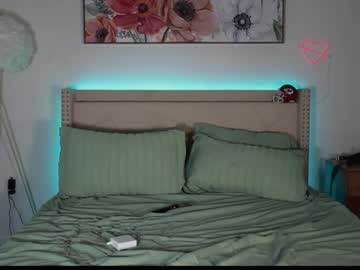 webcam couple ari_lovexo image #7790415