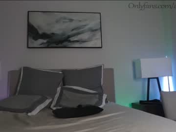 webcam couple ari_lovexo image #2796648