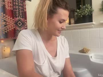 webcam girl phoenix_taylor image #5691297