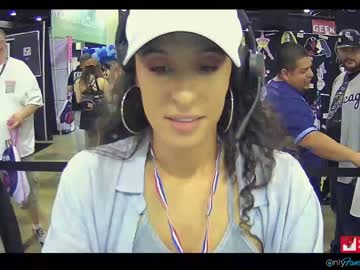 webcam girl blissense image #4213737