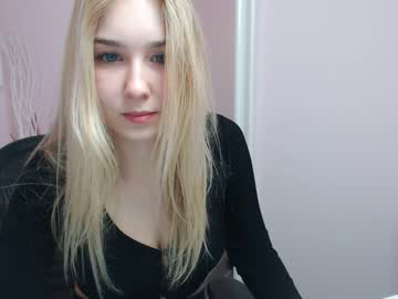 webcam girl lila_page image #1157109