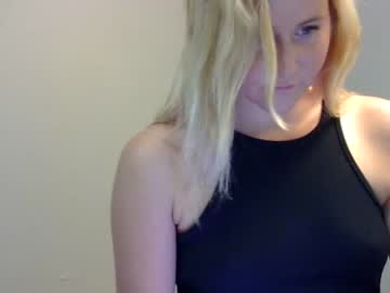 webcam girl hollymay92 image #1905347