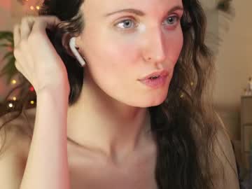 webcam girl yulladao image #4105553