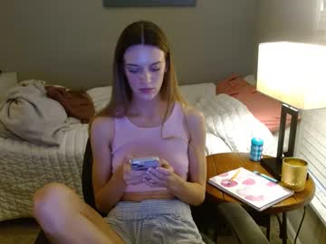 webcam girl emmmafox14 image #4622943