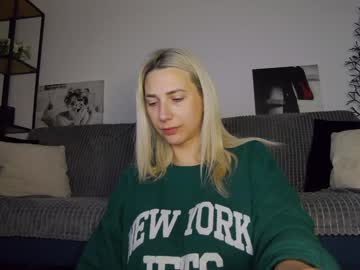 webcam girl allayah image #9385095