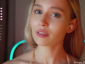 webcam girl sonyaericsson image #7253223