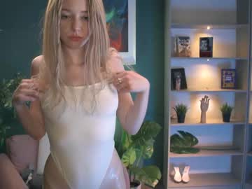 webcam girl effielin image #655716