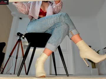 webcam girl legswattitude image #8646708
