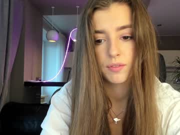 webcam girl coy_amina_ image #2970972