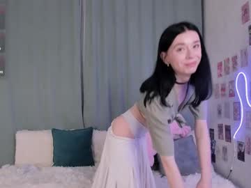 webcam girl softcoredoll image #9180798
