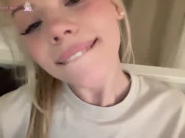 webcam girl sonyaplush image #4243458