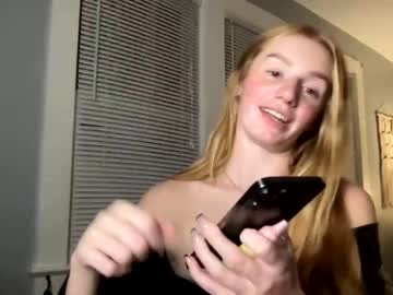 webcam girl kaybrookee image #2934212