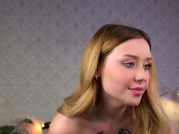webcam girl ella_knockers_xl image #7453609