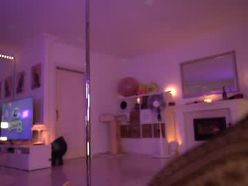 webcam girl hannahjames710 image #4463665