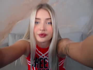 webcam girl cute18cute image #7840223