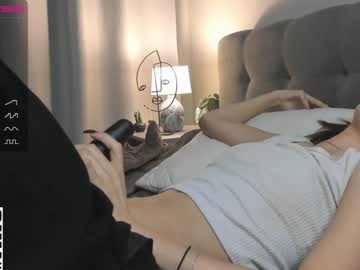 webcam girl more_wine_here_sweetie image #5868966