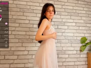 webcam girl carolynjacquelins image #3142078