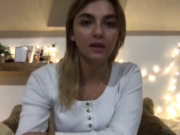 webcam girl madyylovee image #2975165