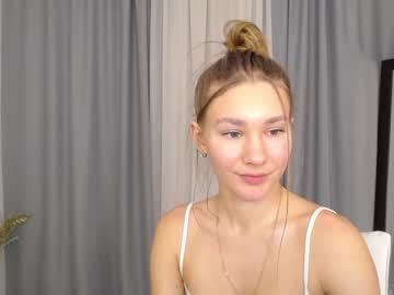 webcam girl teonasafina__ image #3520501