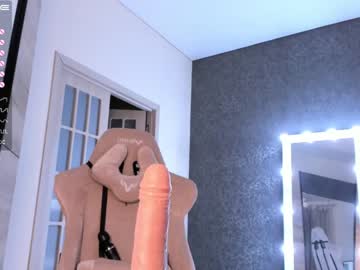 webcam girl aura_kiss image #1825948
