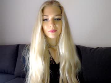 webcam girl pervyblonde image #1953398