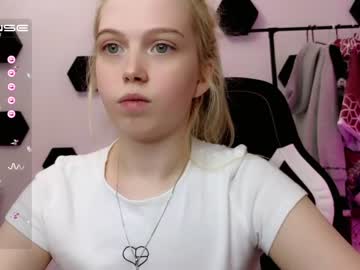 webcam girl small_blondee image #4324908