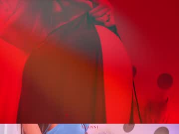 webcam girl taanni_bc image #5212436