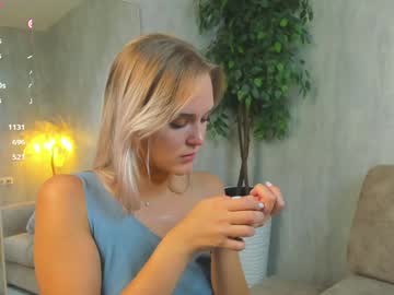 webcam girl maybe_marry_me image #7900273