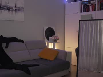 webcam girl _blackbee_ image #8236053