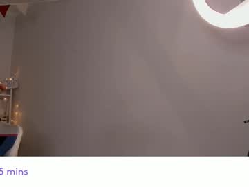 webcam girl vivian_qwerty image #8502403