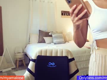 webcam girl blissense image #2444545