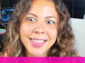 webcam girl daily_stories image #4939849